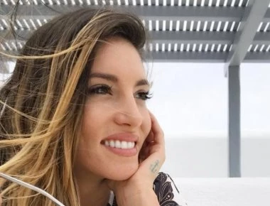 Η Αθηνά Οικονομάκου το τερμάτισε! Δες τους γραμμωμένους κοιλιακούς της 3,5 μήνες μετά τη γέννα